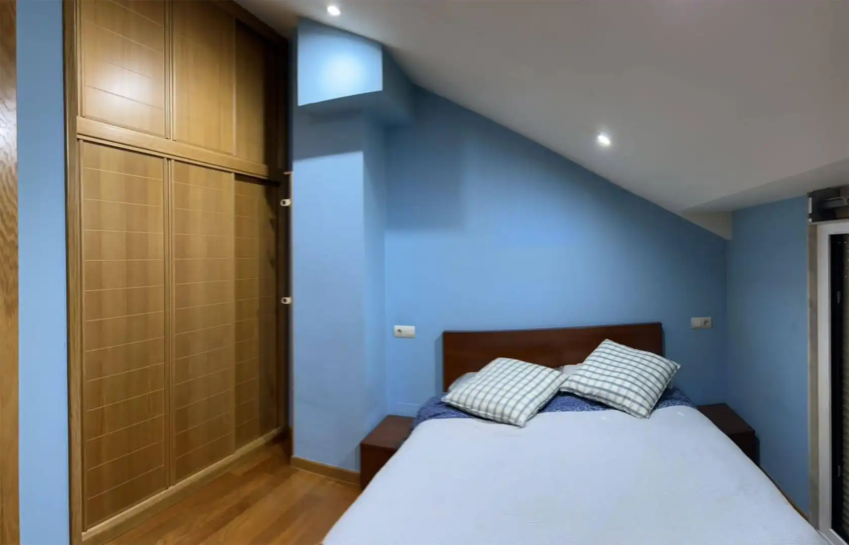 https://static.fotocasa.es/images/anuncio/2024/07/27/183945296/4006541902.jpg?rule=original