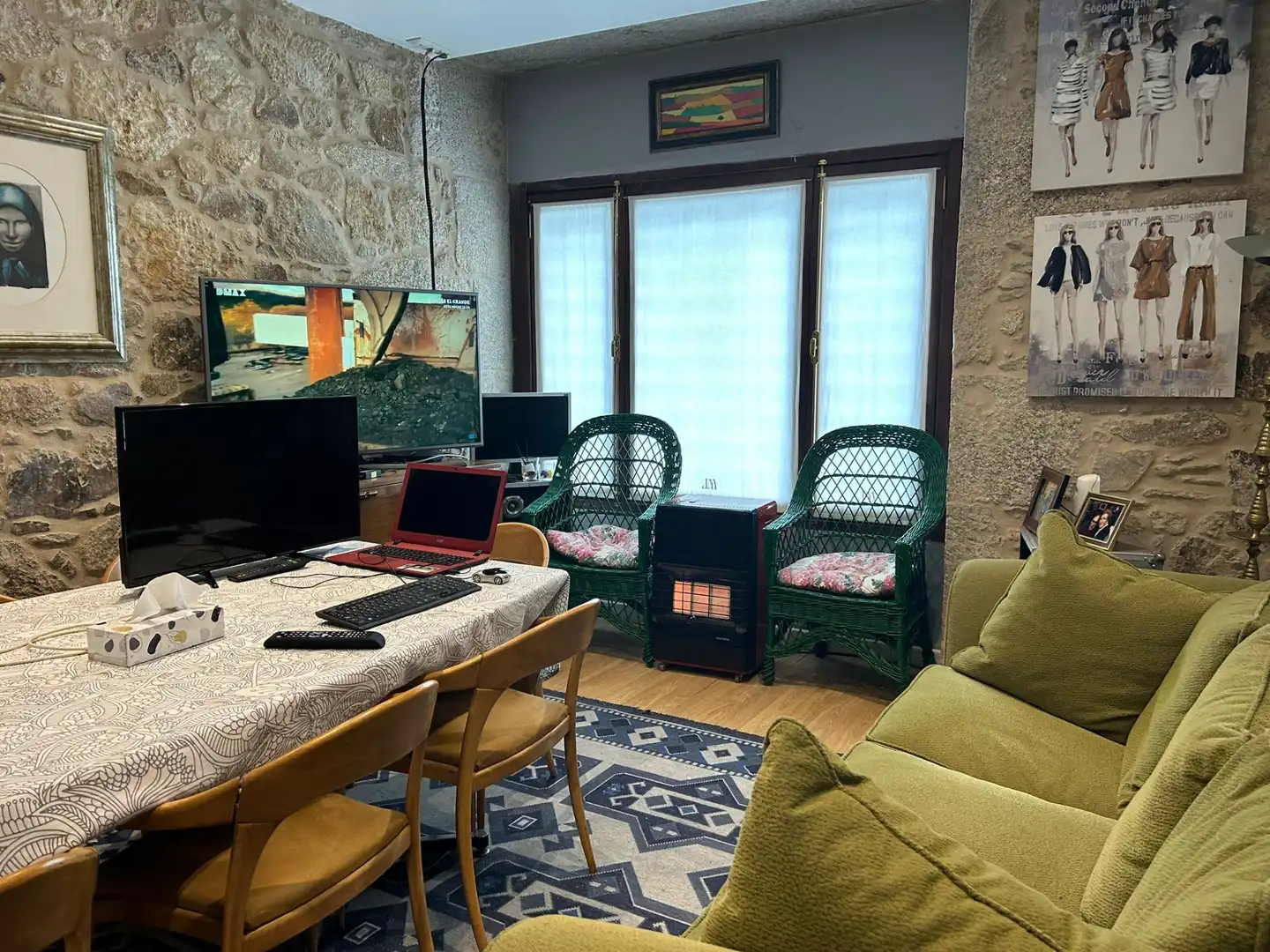 https://static.fotocasa.es/images/ads/4807a859-d69c-488e-a28d-2d1689274b20?rule=original