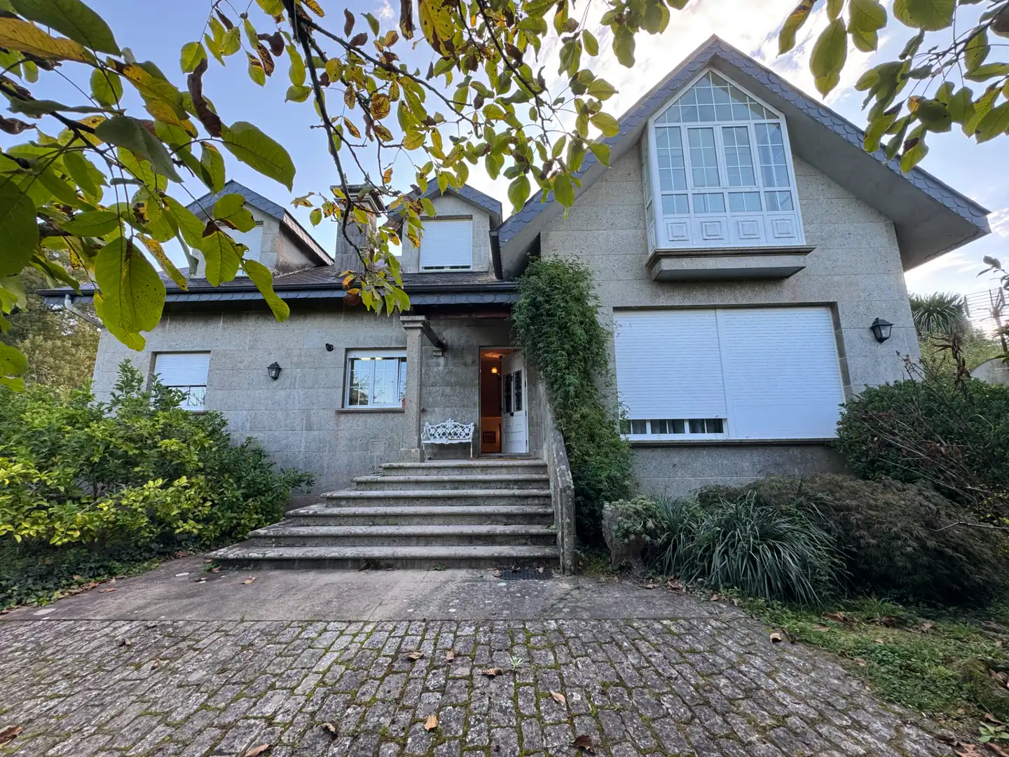 https://static.fotocasa.es/images/ads/65442457-62f1-4bfc-b21a-5cb245ec7f0a?rule=original