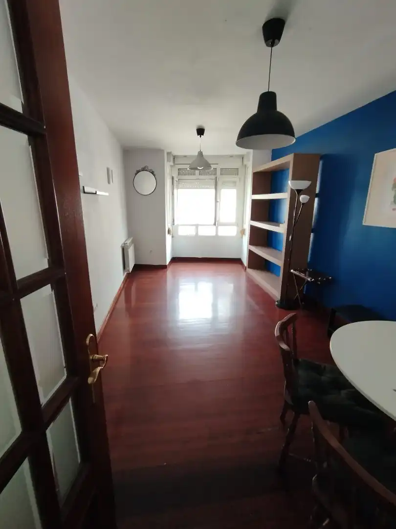https://static.fotocasa.es/images/ads/c84f233c-edc7-4919-bdea-1876e3663af5?rule=original