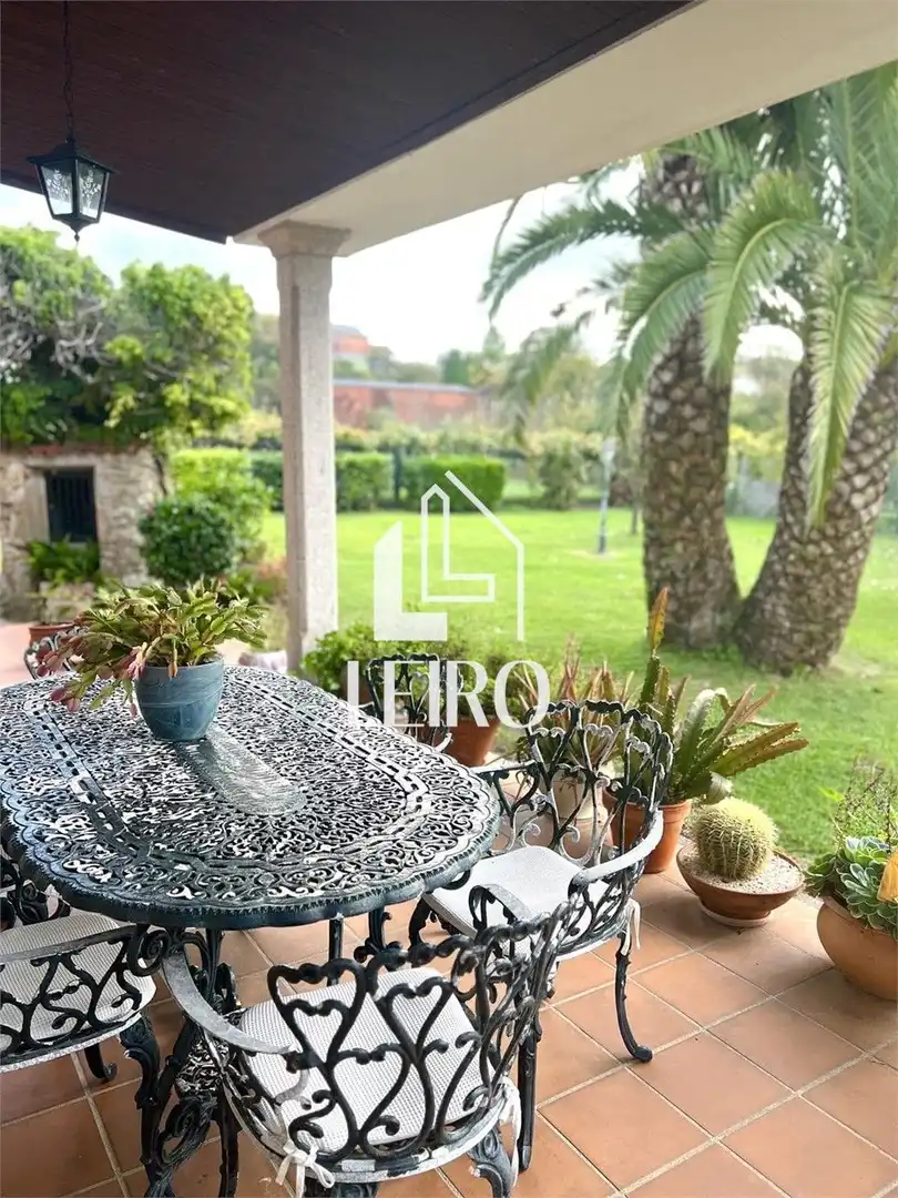 https://static.fotocasa.es/images/ads/703dc592-f5b3-4e30-85cb-38f5b8e7a464?rule=original