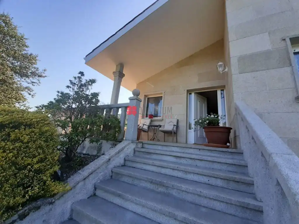 https://static.fotocasa.es/images/ads/4ae3c4d5-ec87-4036-a0b5-913b124739ed?rule=original