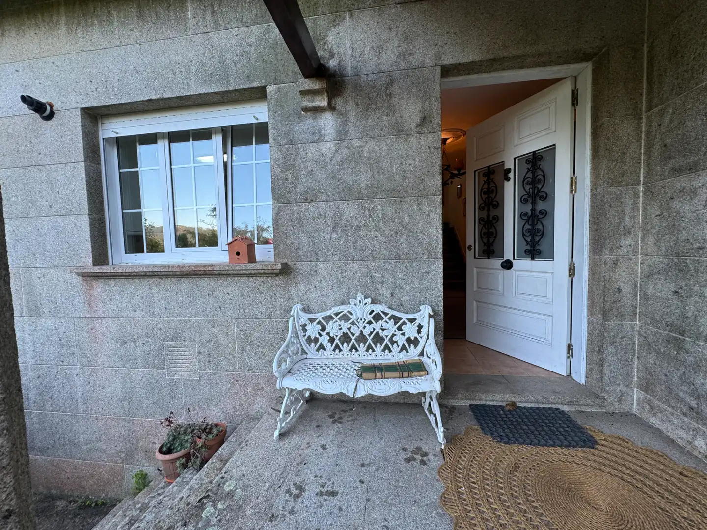 https://static.fotocasa.es/images/ads/d275dd5e-4724-44bd-8695-8844300c84db?rule=original