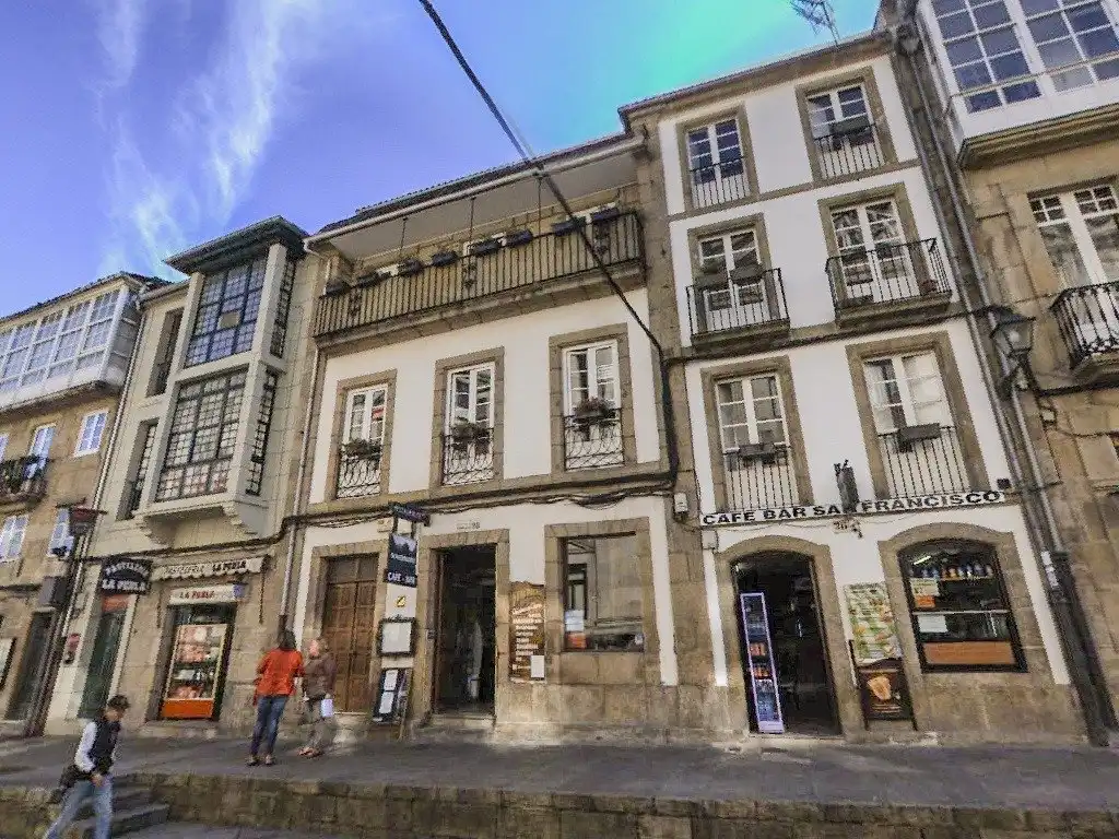 https://static.fotocasa.es/images/ads/79460dab-656a-47e9-8205-a64ec59e82a2?rule=original