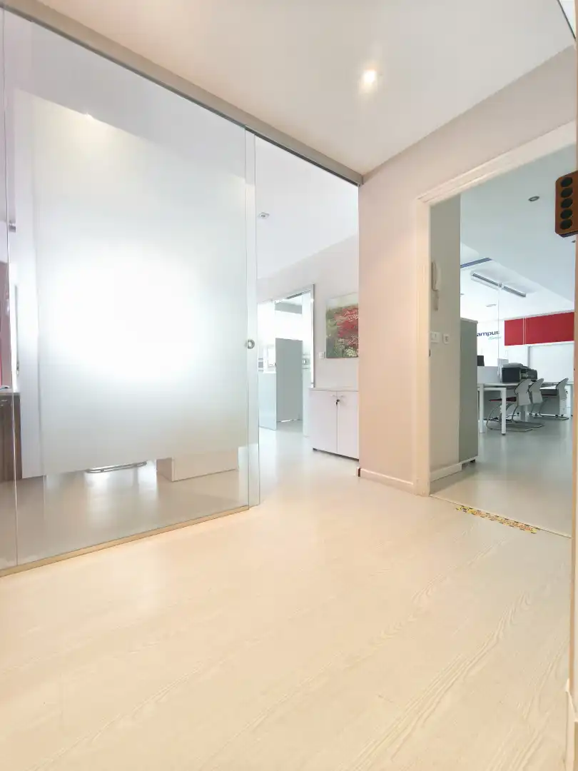 https://static.fotocasa.es/images/ads/39c1aeed-2066-41b3-8ffb-086888844db7?rule=original