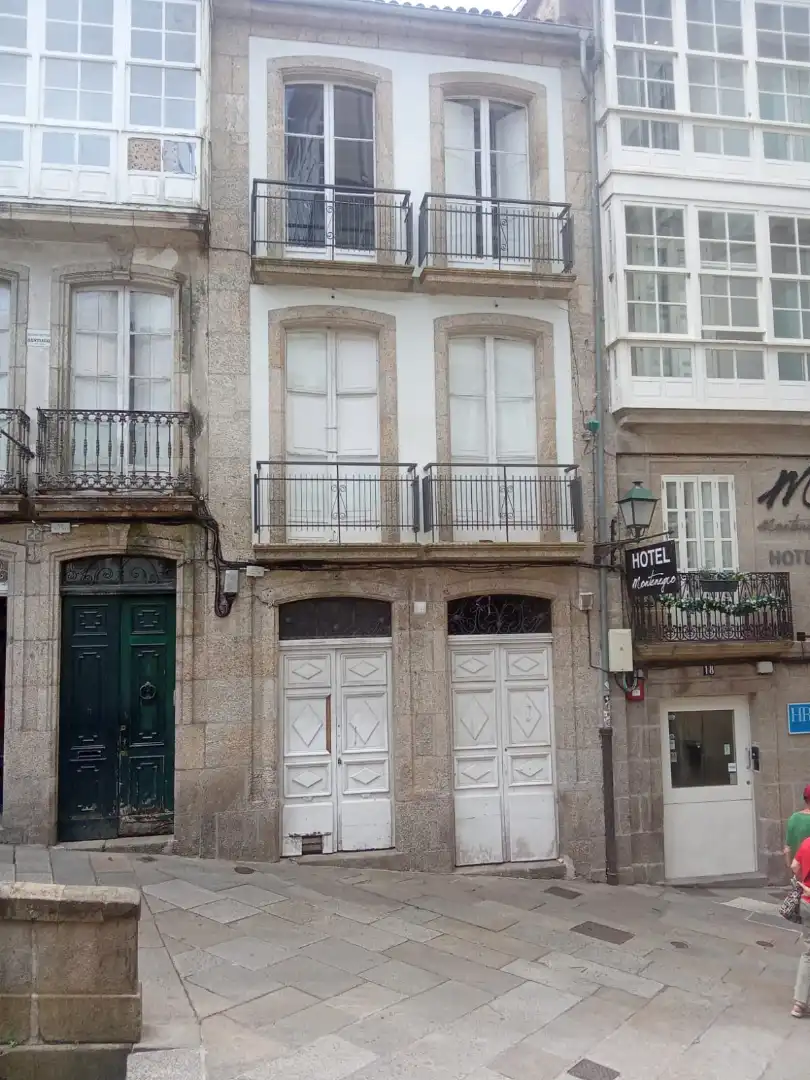 https://static.fotocasa.es/images/ads/25782097-e3b3-481f-9295-e997bf51496d?rule=original