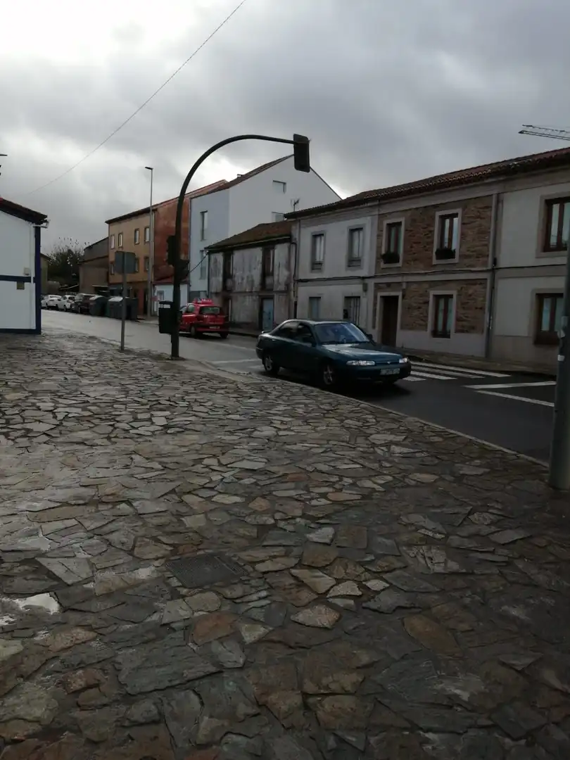 https://static.fotocasa.es/images/ads/c1cba9c4-893e-4f4a-a7de-d218f5f0fd83?rule=original