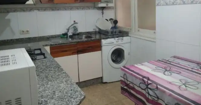 https://static.fotocasa.es/images/ads/0f9281b1-b006-49b0-893c-54bc193482e5?rule=original