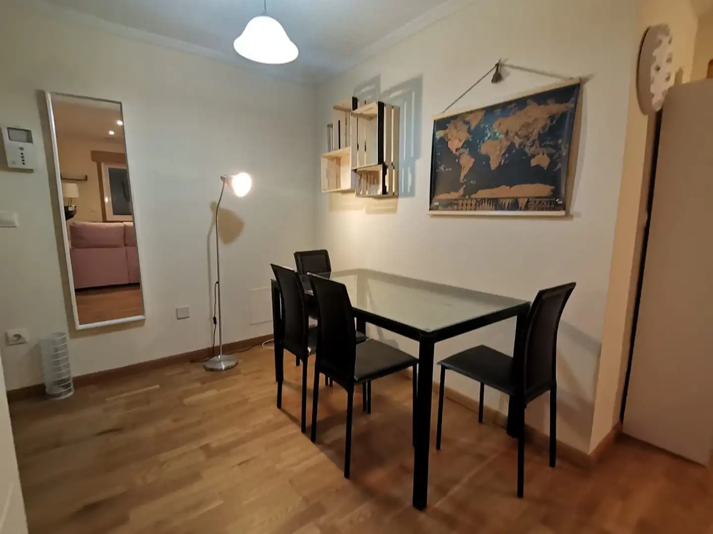 https://static.fotocasa.es/images/ads/f0d3d8b4-768d-4cad-9c03-ca3f8dfeaf50?rule=original