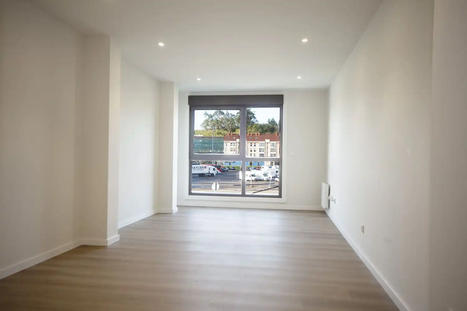 https://static.fotocasa.es/images/ads/fbcae907-6d5d-4c78-b780-ab7c47c6b3f7?rule=original