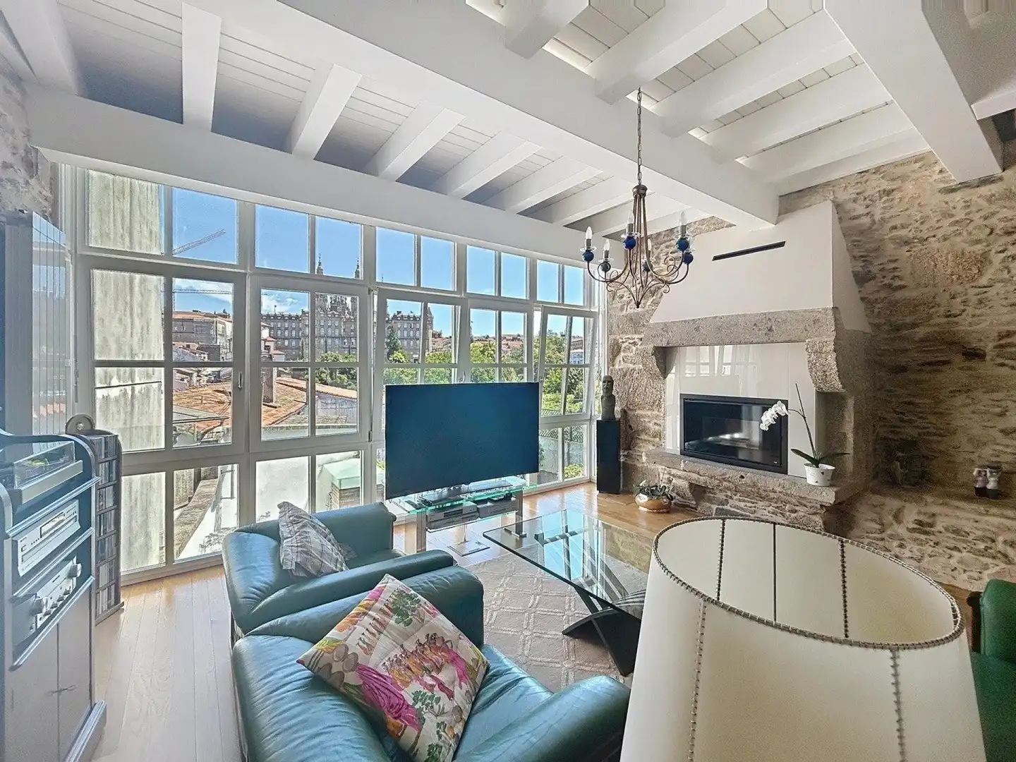 https://static.fotocasa.es/images/ads/912797bc-490e-4157-9c55-d20adf7a7a72?rule=original