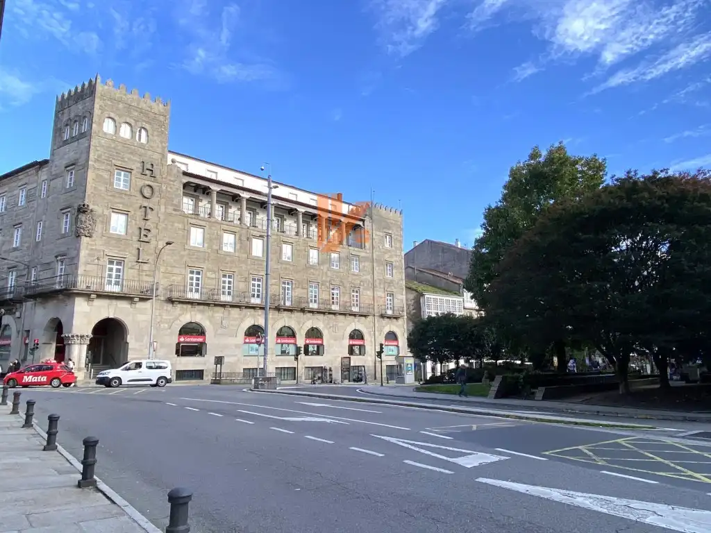 https://static.fotocasa.es/images/ads/b5f5a7e8-fdb7-4cd1-bf84-d3637b0904f5?rule=original