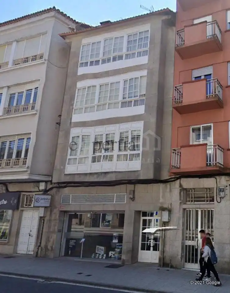https://static.fotocasa.es/images/ads/1d9e849b-7a11-4778-8933-4c82fa2c36e3?rule=original
