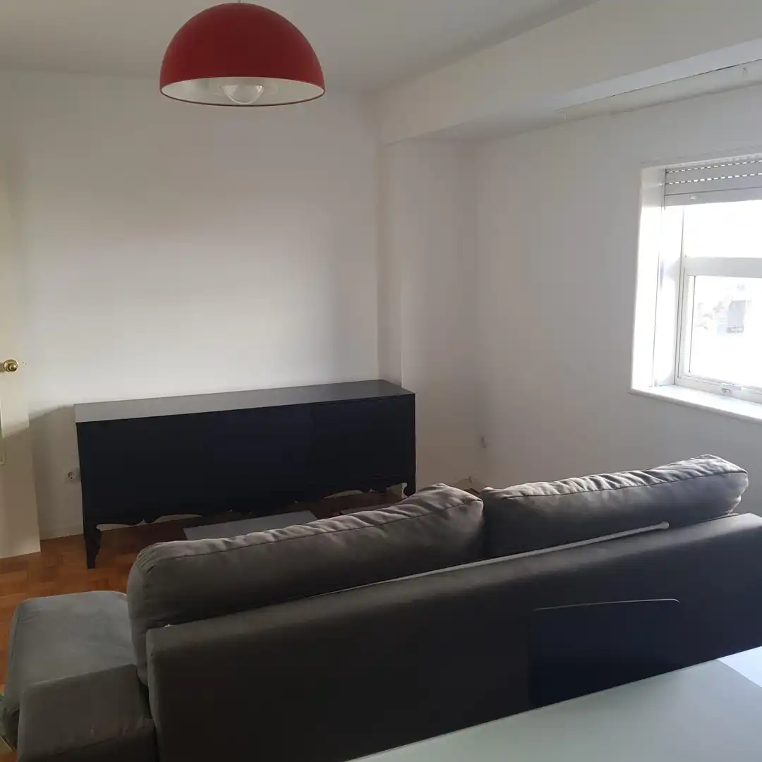 https://static.fotocasa.es/images/ads/f973b2ba-cdf1-4a30-ba5a-6249ada7df3c?rule=original
