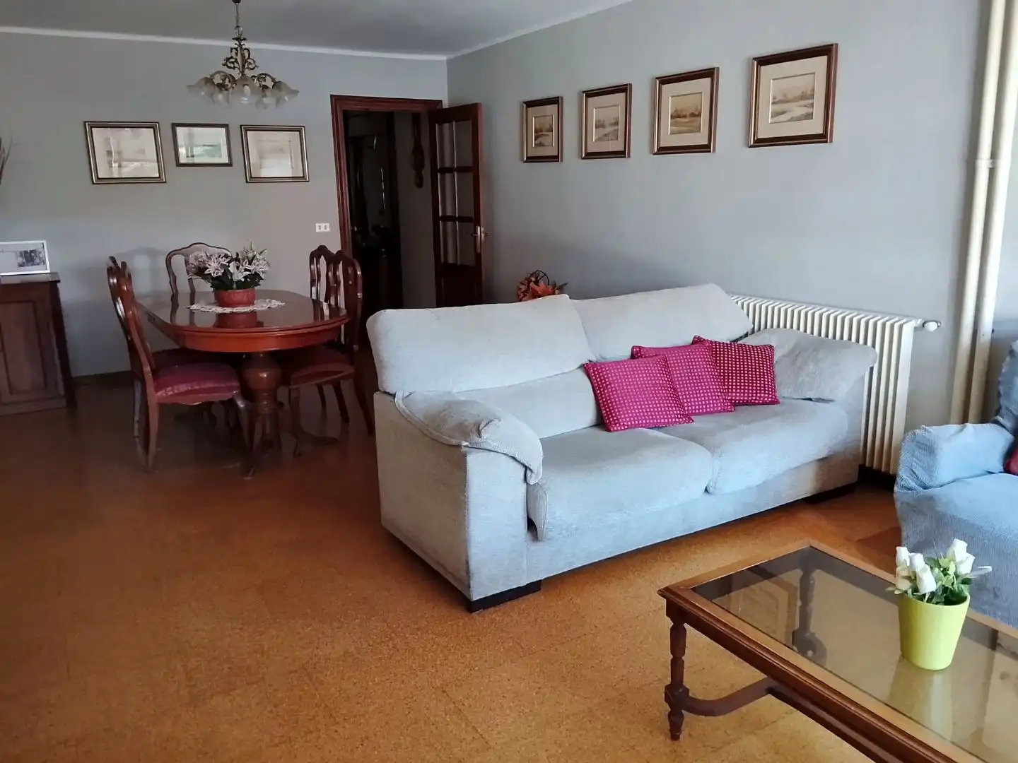 https://static.fotocasa.es/images/ads/0bef94f8-74b0-41a2-a40c-e5e164d410d9?rule=original