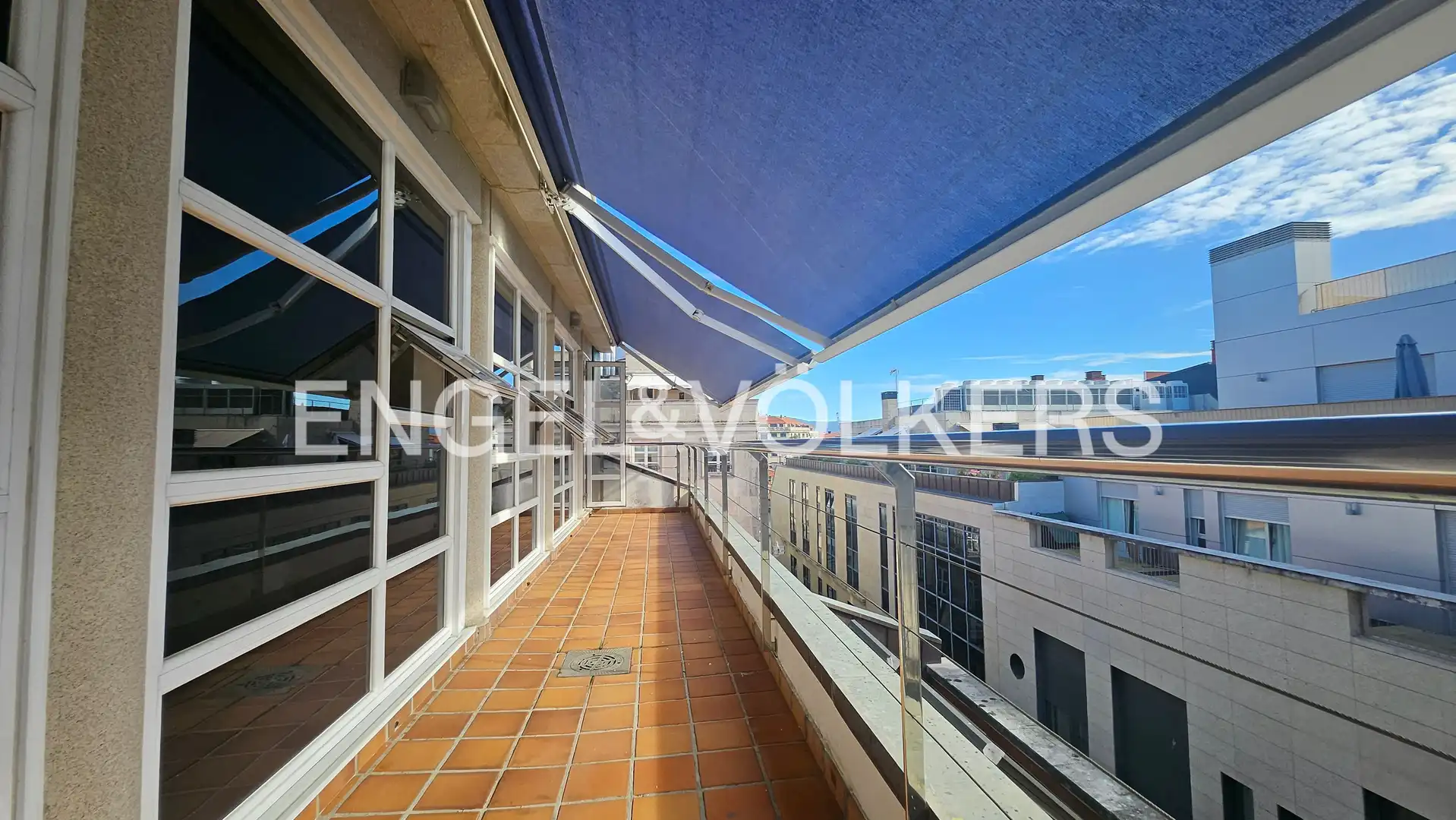 https://static.fotocasa.es/images/ads/34ad5ffd-a924-4635-b7ff-ecfd8fc08ed9?rule=original
