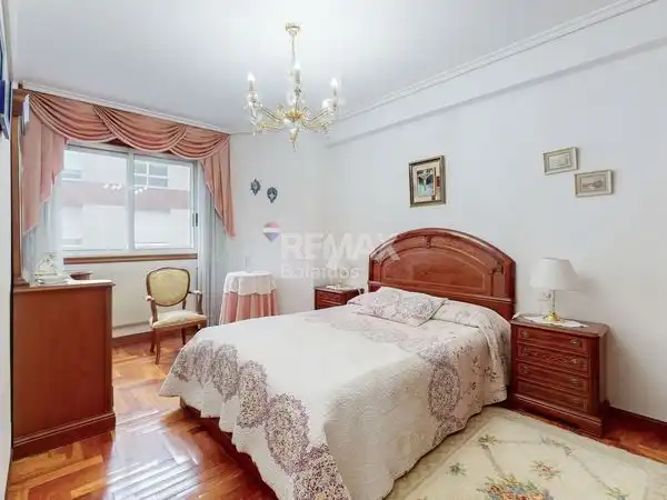 https://static.fotocasa.es/images/ads/6b8e8f91-5ef0-44ad-8e8b-1bde240fad05?rule=original