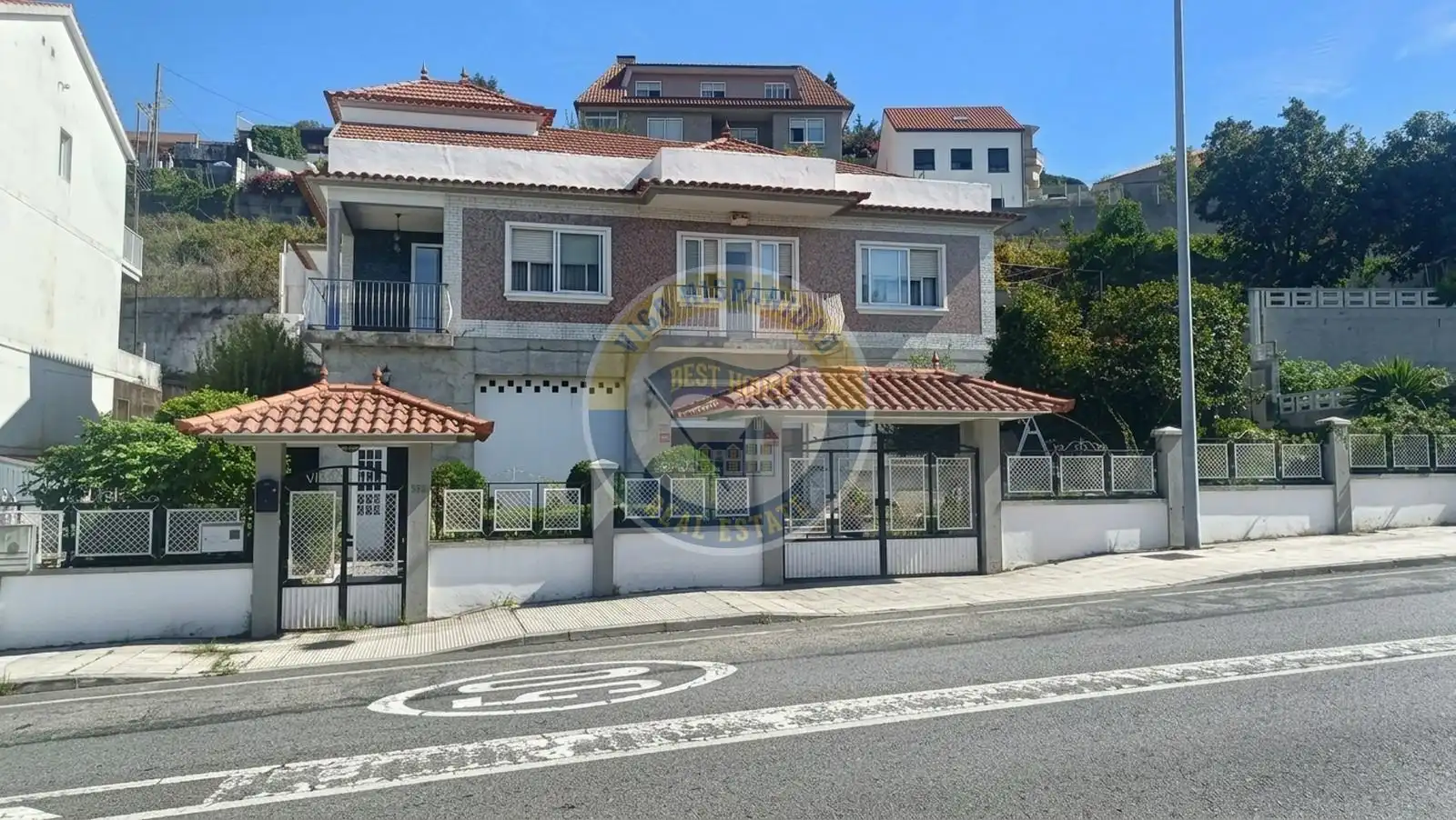 https://static.fotocasa.es/images/ads/4227c263-f1d9-4c79-8a1d-fab4898e2881?rule=original