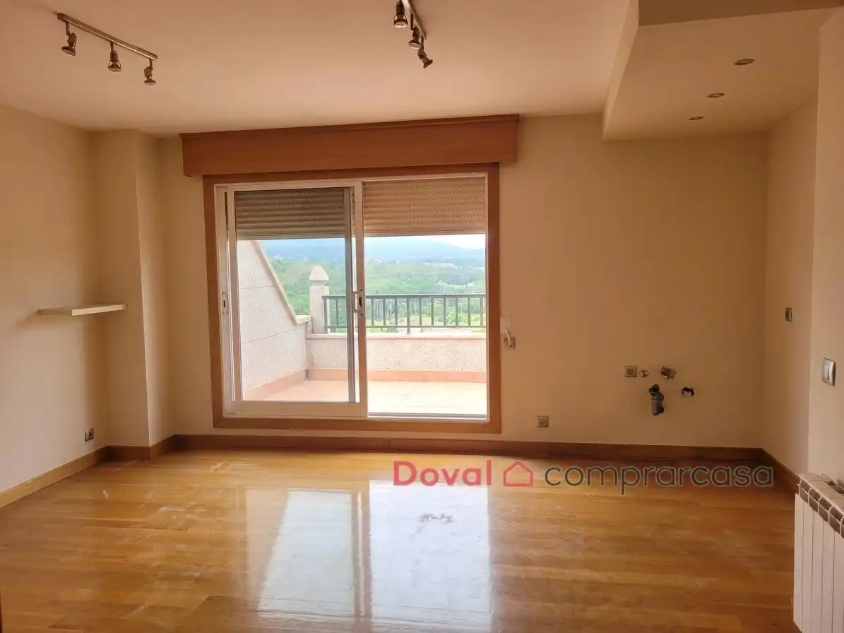 https://static.fotocasa.es/images/ads/3df70367-bde4-4d19-a125-8accb1d58814?rule=original