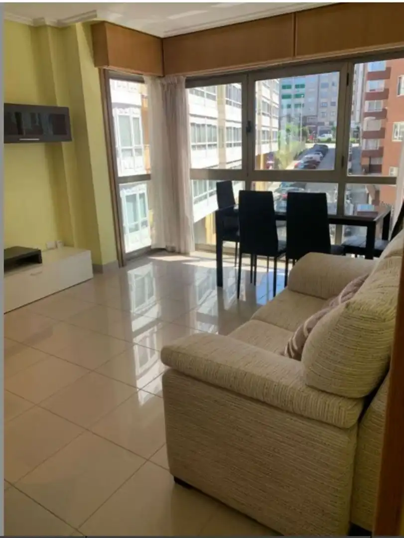 https://static.fotocasa.es/images/ads/d583c97c-01d6-464b-967b-6cb7e809883f?rule=original