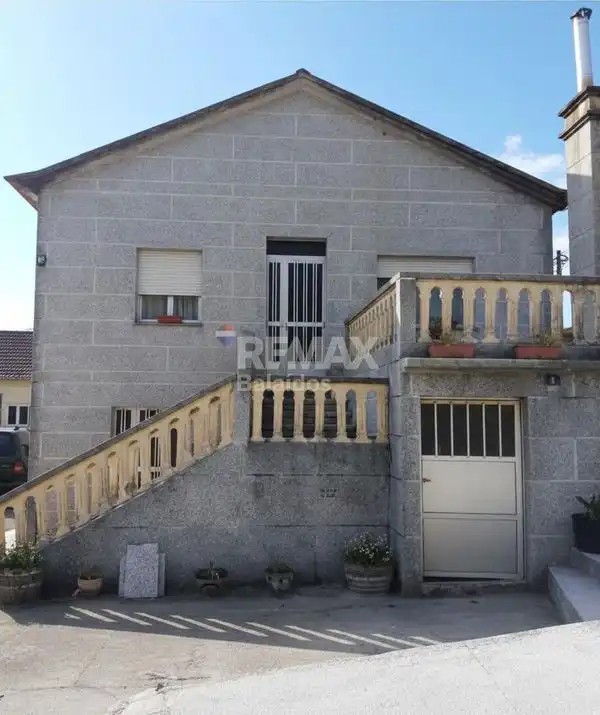 https://static.fotocasa.es/images/ads/2f62ff56-64b0-4040-9626-652464164a58?rule=original