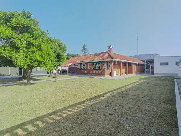 https://static.fotocasa.es/images/ads/b5bcf2e5-23bf-45b7-b533-223e25e826ec?rule=original