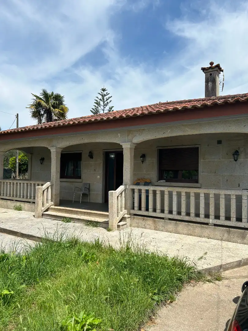 https://static.fotocasa.es/images/ads/38e2d9ec-41dc-43e5-b3fd-912d7eb40129?rule=original