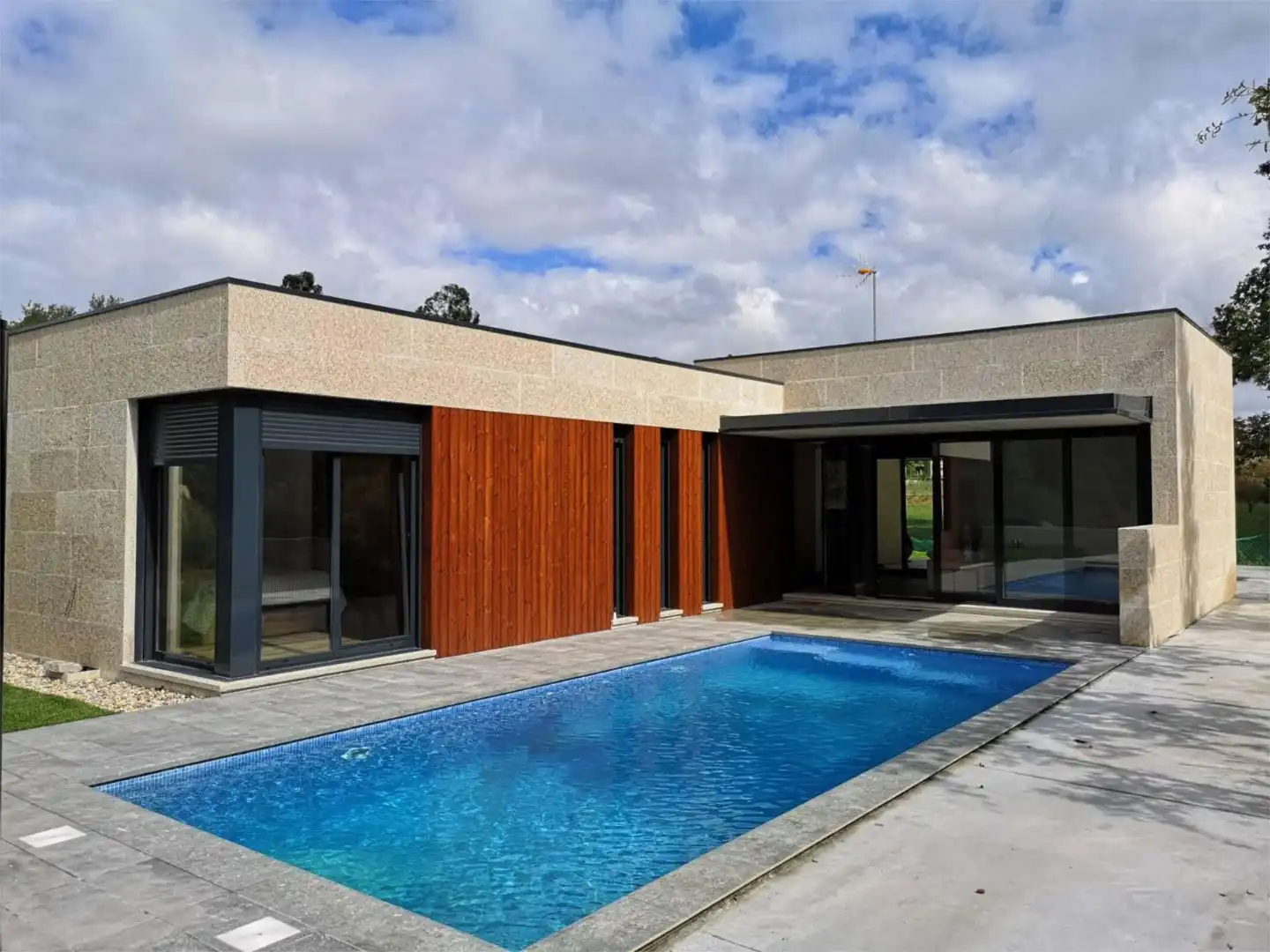 https://static.fotocasa.es/images/anuncio/2024/11/24/184959268/4451003816.jpg?rule=original