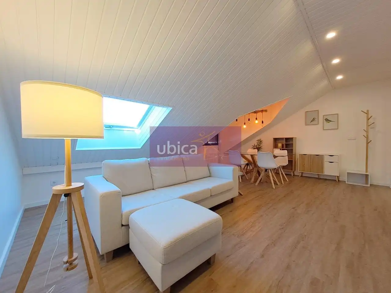 https://static.fotocasa.es/images/ads/b8df3530-7e3c-4ee3-bce6-8cdb33bcdb58?rule=original