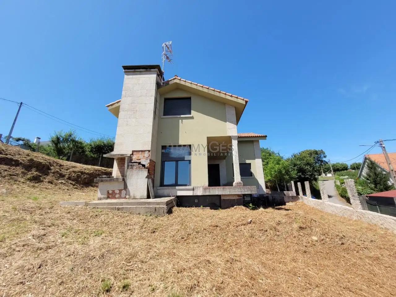 https://static.fotocasa.es/images/ads/0540fe7a-a68b-400f-9bc4-2489d1ba4065?rule=original