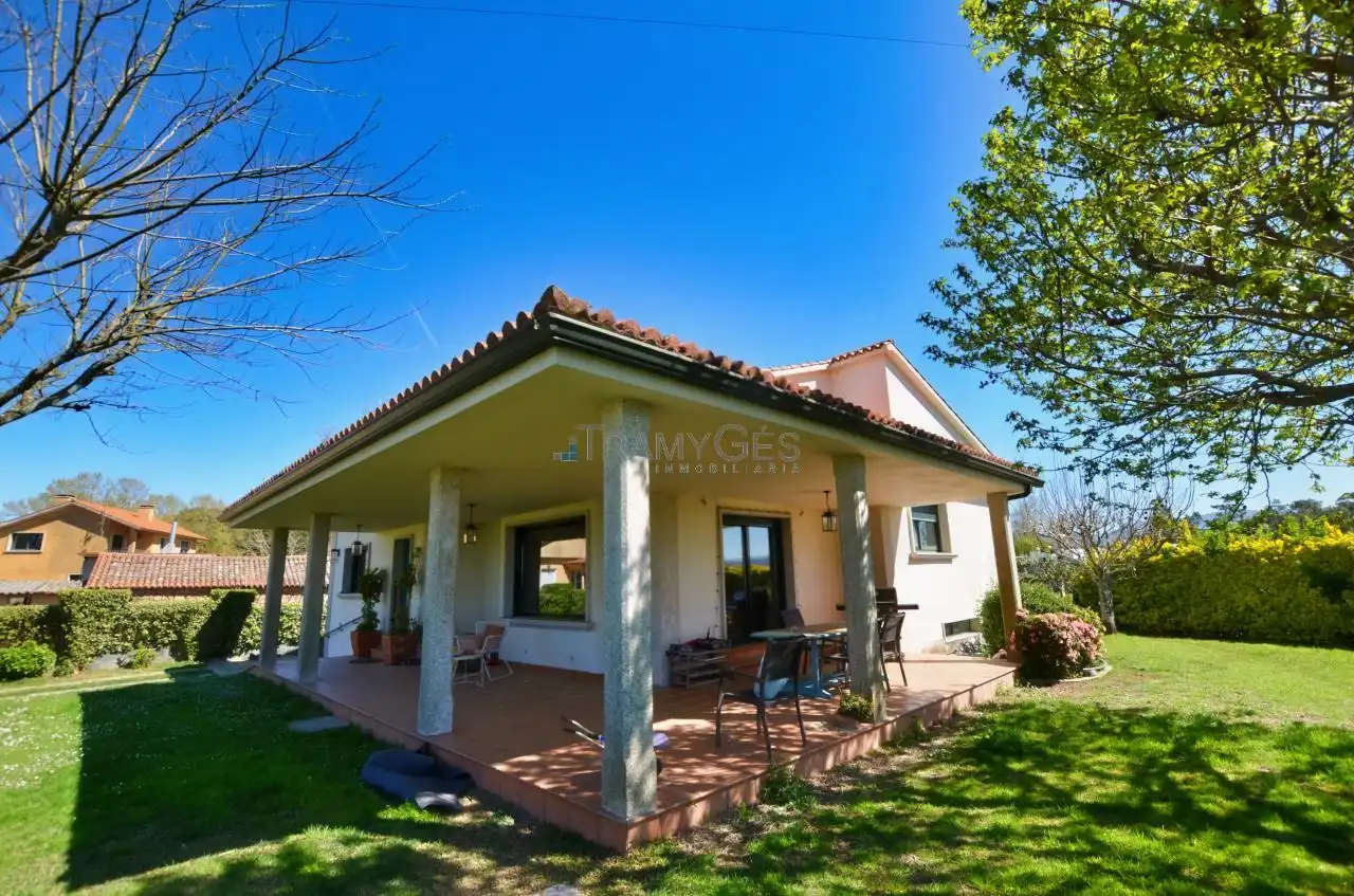 https://static.fotocasa.es/images/ads/ed20d28b-3e18-47f0-abcf-f699c9ab95fa?rule=original