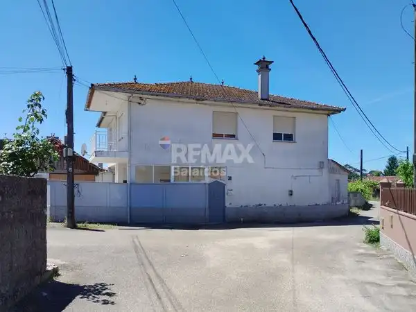 https://static.fotocasa.es/images/ads/ecebe5a6-3358-47dc-9ef4-5e7b9e0d2677?rule=original