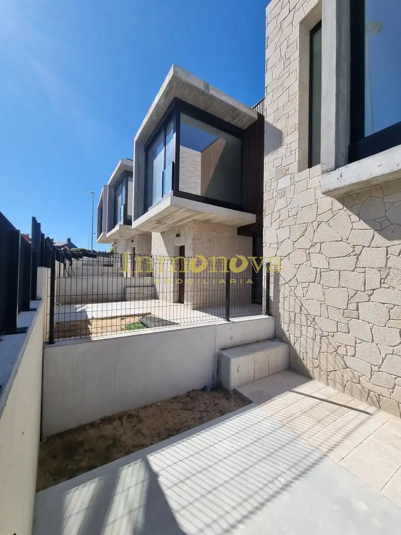 https://static.fotocasa.es/images/ads/67df424d-d98b-460c-b371-051d0511f59b?rule=original