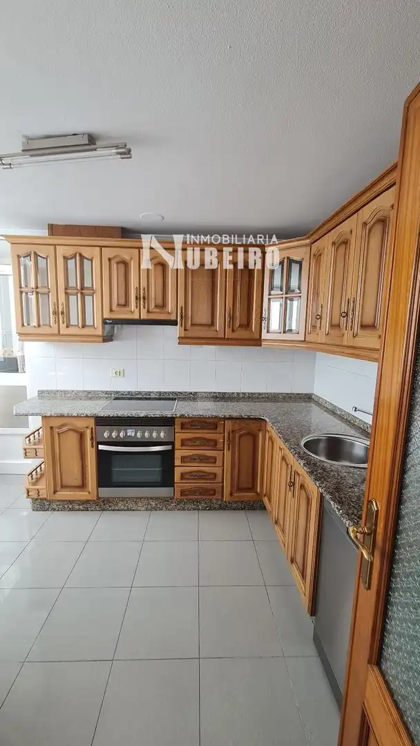 https://static.fotocasa.es/images/ads/5ff95a0c-d6b4-49f4-af8e-d94228111e2f?rule=original