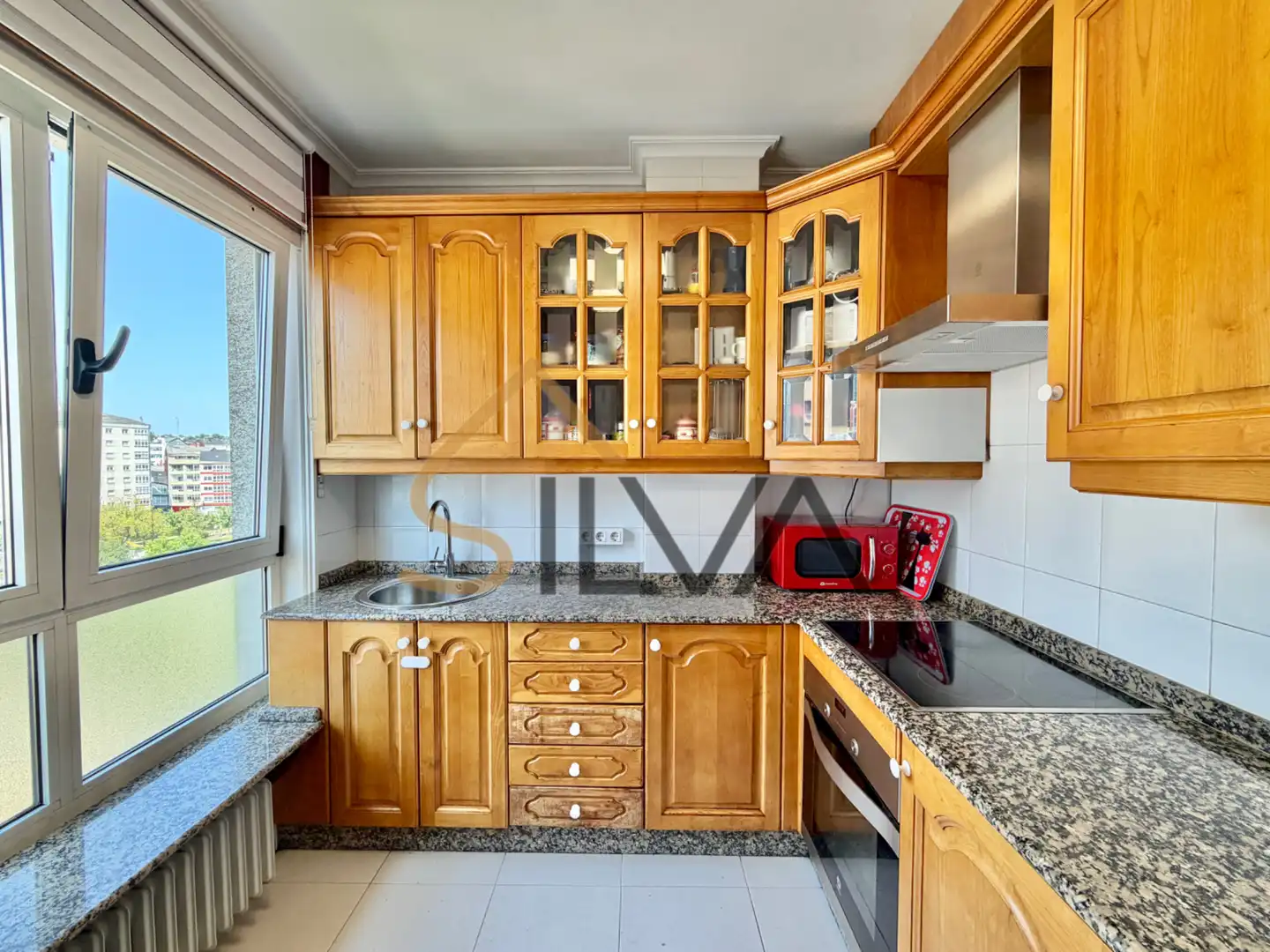https://static.fotocasa.es/images/ads/90fa6e5f-8612-4793-a9cc-9fa11bf50206?rule=original