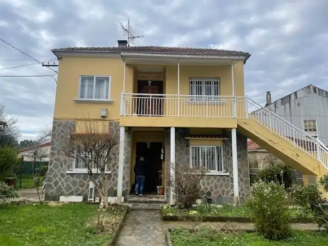 https://static.fotocasa.es/images/ads/637d7ce4-18f9-4dad-8f83-0181bdef33cf?rule=original