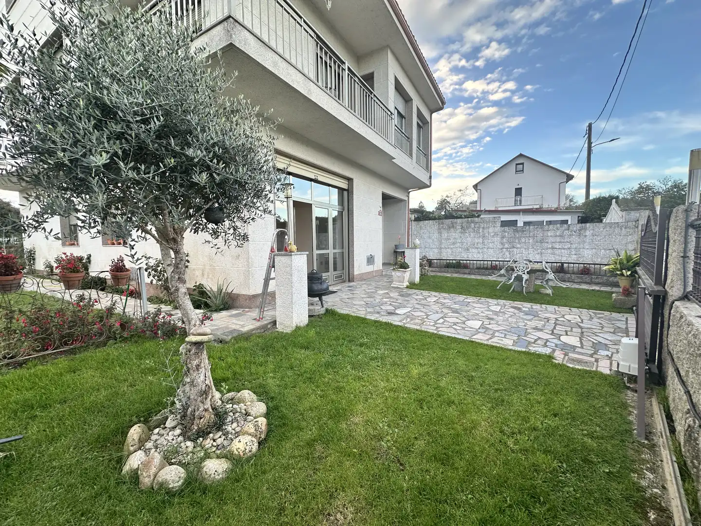 https://static.fotocasa.es/images/ads/657b89ea-3f4d-47b1-b342-a5eff6b04330?rule=original