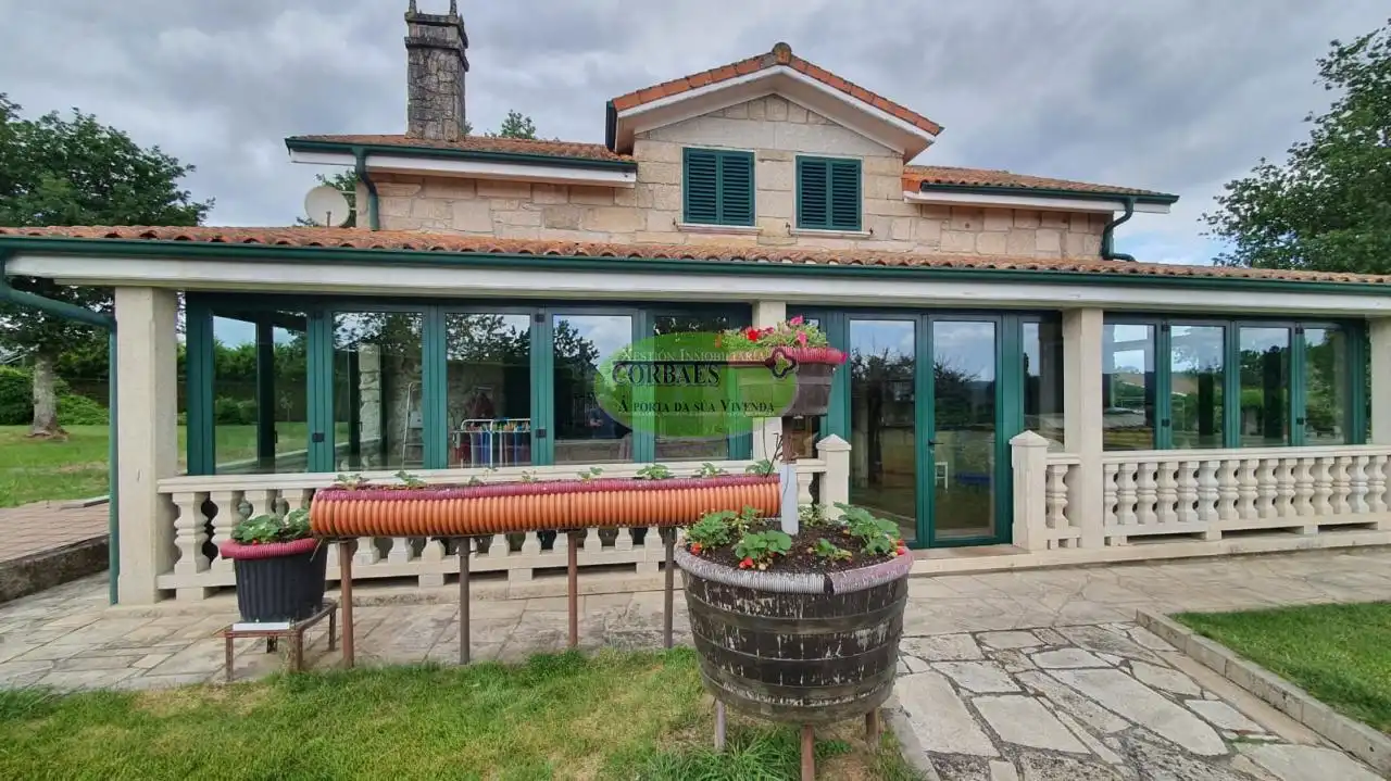 https://static.fotocasa.es/images/ads/4ded23a7-6e17-4102-a1e2-fd8a50cc8dcb?rule=original