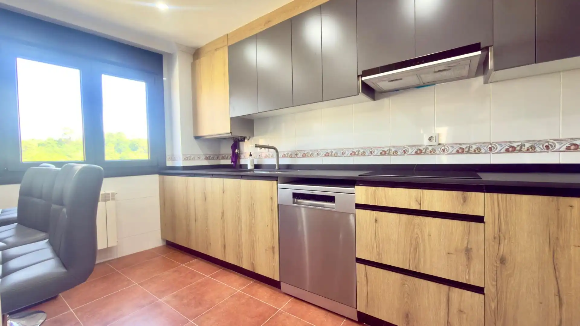 https://static.fotocasa.es/images/ads/ebdc834b-0247-4489-89fc-0db0345d891e?rule=original