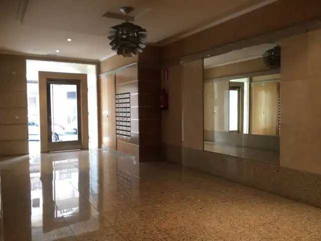 https://static.fotocasa.es/images/ads/3f8c01c1-da5a-4d3a-9bc6-6d73ef4a6be9?rule=original