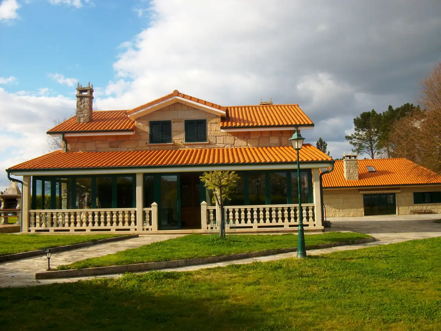 https://static.fotocasa.es/images/ads/4ba0afd3-de40-422f-81cb-e87eb593bafc?rule=original