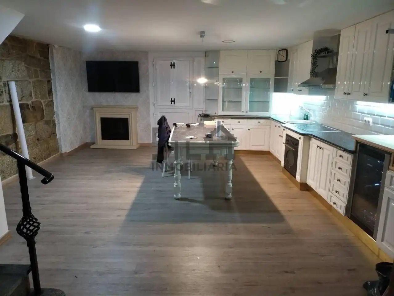 https://static.fotocasa.es/images/ads/3d4ec5eb-44de-4046-96e8-e2e3b1ca2ab7?rule=original