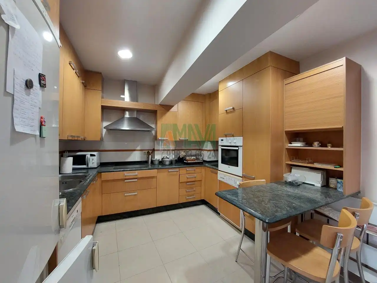https://static.fotocasa.es/images/ads/976fca6b-eb77-4c3e-857e-5b3ccd348788?rule=original