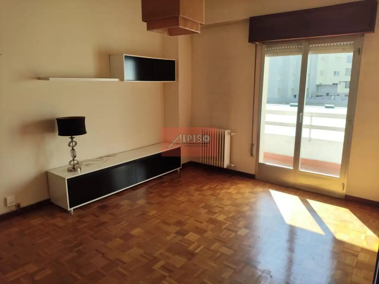 https://static.fotocasa.es/images/ads/402e322a-4adc-423f-ba81-3ac80b44ed99?rule=original