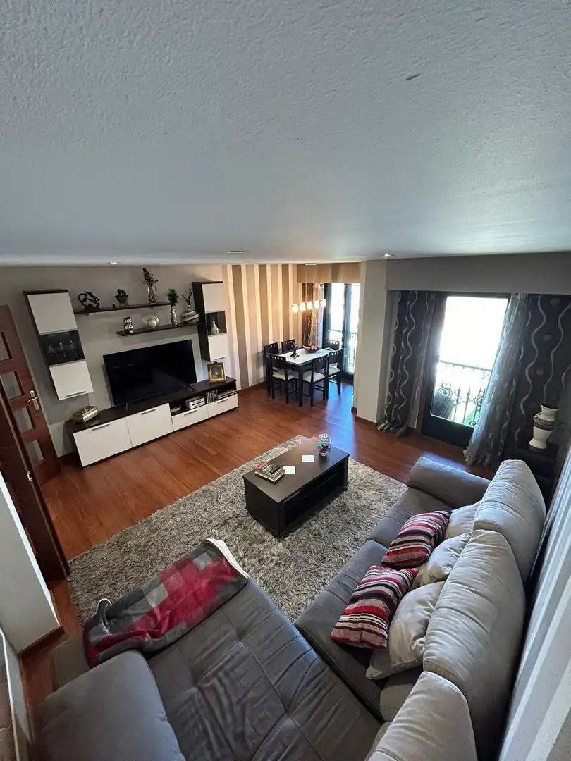 https://static.fotocasa.es/images/ads/02974e14-1b7f-4158-b47b-c43834e6d6a6?rule=original
