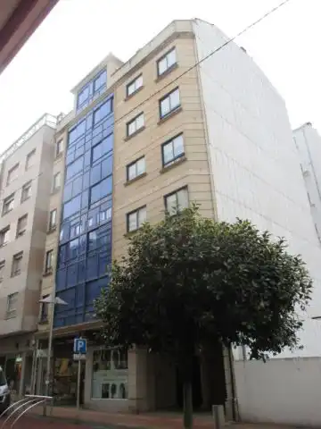 https://static.fotocasa.es/images/ads/e09baa17-1ddb-49d4-8d3e-4ae7ba01e7dc?rule=original