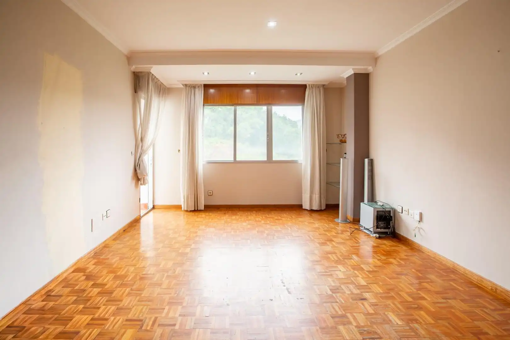 https://static.fotocasa.es/images/ads/b26e7876-358b-4823-8872-e7f77b74e027?rule=original
