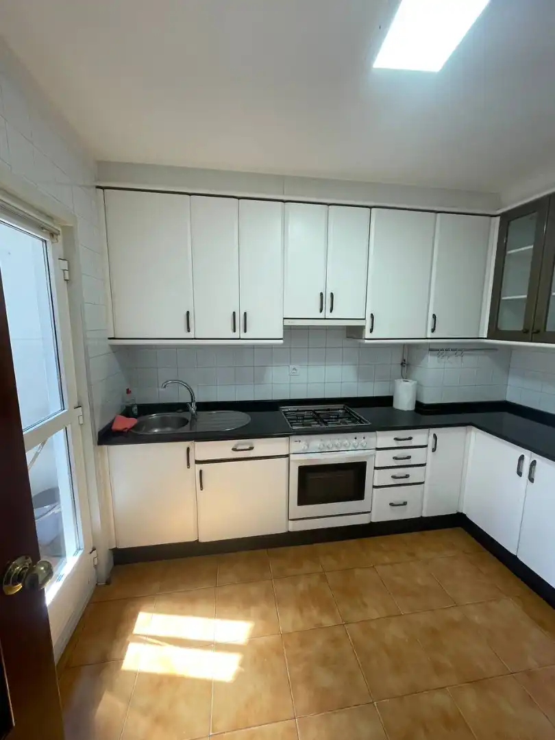 https://static.fotocasa.es/images/ads/e0973444-0d91-4993-a605-8650b2ecdc1c?rule=original
