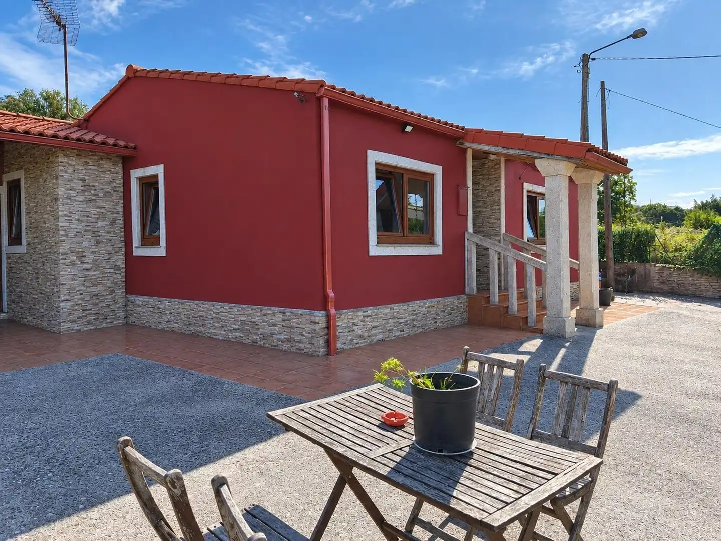 https://static.fotocasa.es/images/ads/73d433bb-adea-44ce-9956-7f6ca95a353b?rule=original