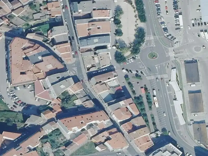 https://static.fotocasa.es/images/ads/95f9de6f-d4ec-4b69-a959-95d96de6dac3?rule=original